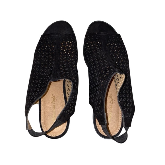 American Eagle Outfitters Black Open-Toe Block Heel Sandals - Picture 5 of 13